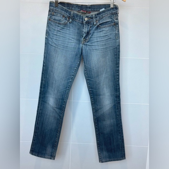 Lucky Brand Women’s Low Rise Straight Leg Jeans Size 2 Medium Wash - Picture 2 of 6